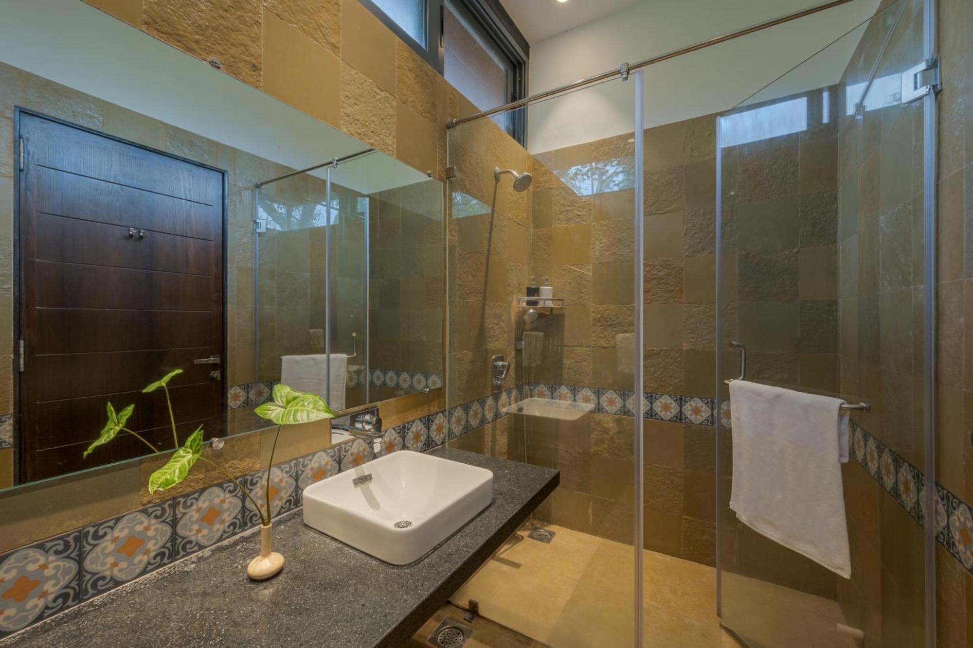 Saffronstays The Glasshouse, Panchgani - Beautiful Glass Villa For Couples Exterior photo